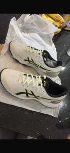 Asics 350 NOT OUT FF Spikes White/Yellow photo review