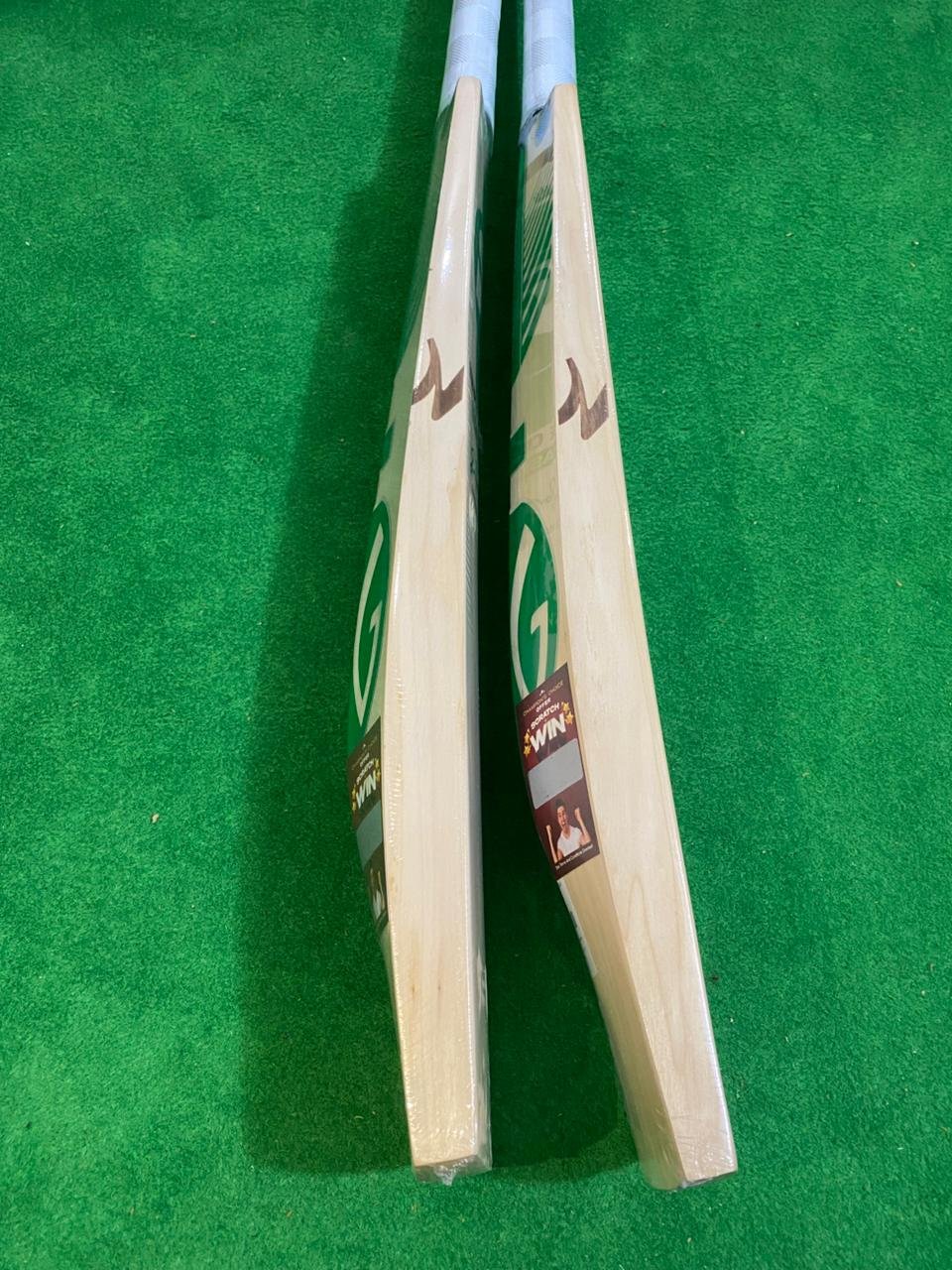 Sg Triple Crown Classic English Cricket Bat (Junior-Size) - Image 2