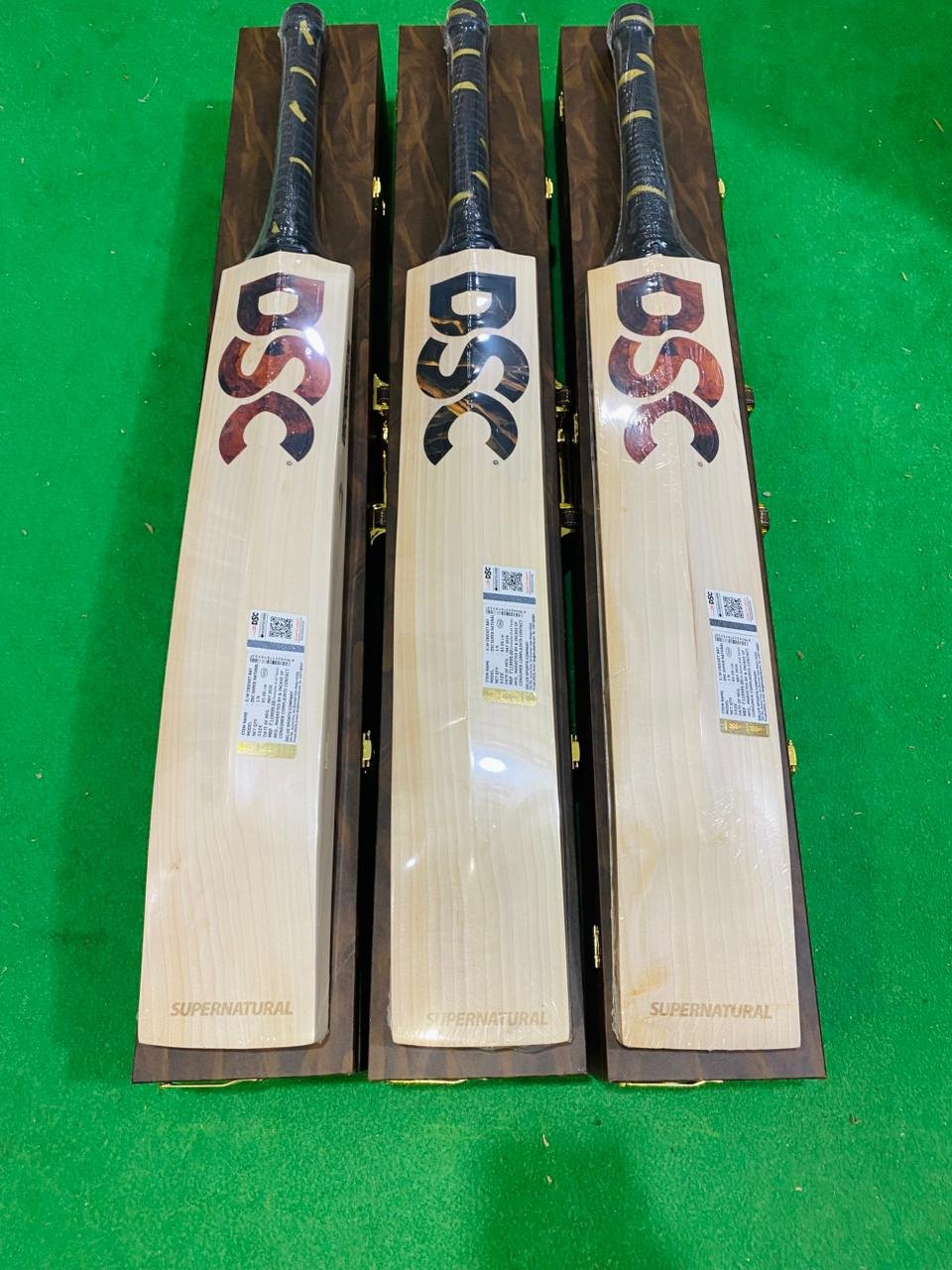 DSC Supernatural English Willow Bat (Rust Brown) - Image 3